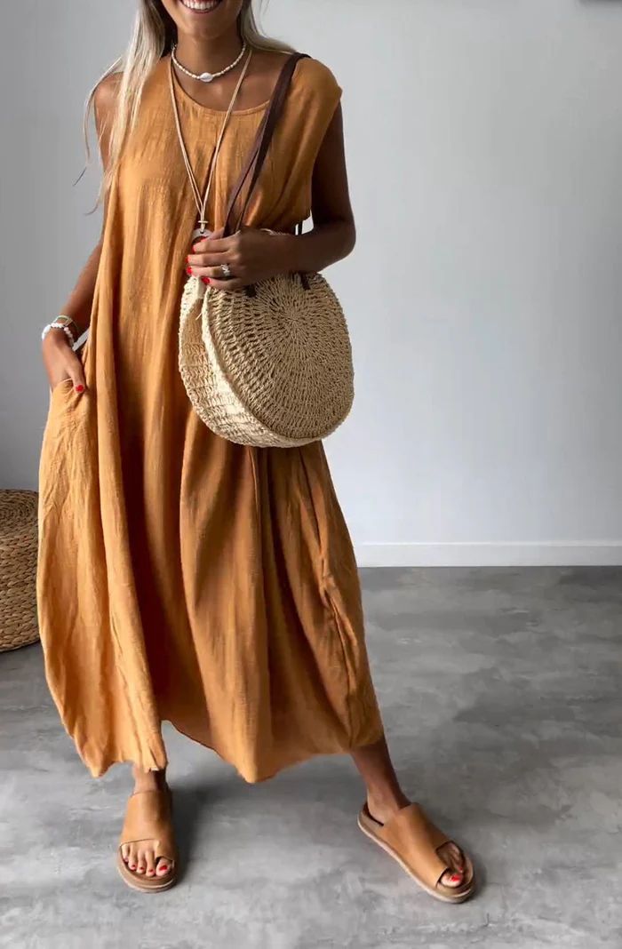 Amaris - Relaxed Sleeveless Dress